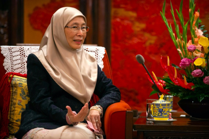 Istri Anwar Ibrahim Berpeluang Jadi PM Perempuan Malaysia Pertama