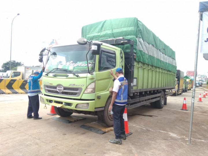 Pemerintah Sepakat Larangan Kendaraan Kelebihan Muatan Mundur di 2023