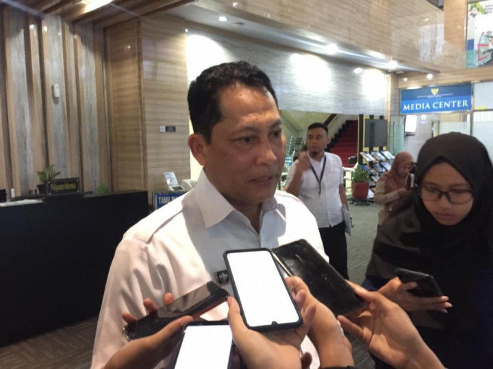 Beras Bulog Masih Sisa Impor 900 Ribu Ton