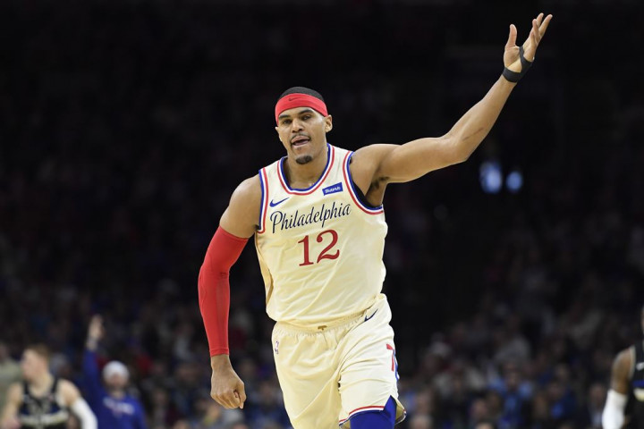 Philadelphia 76ers Bungkam Knicks