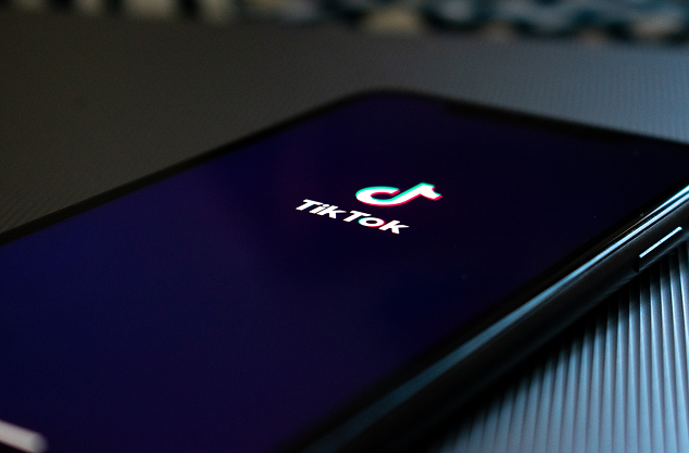 WHO 'Ikutan' Main TikTok untuk Perangi Hoax Virus Corona