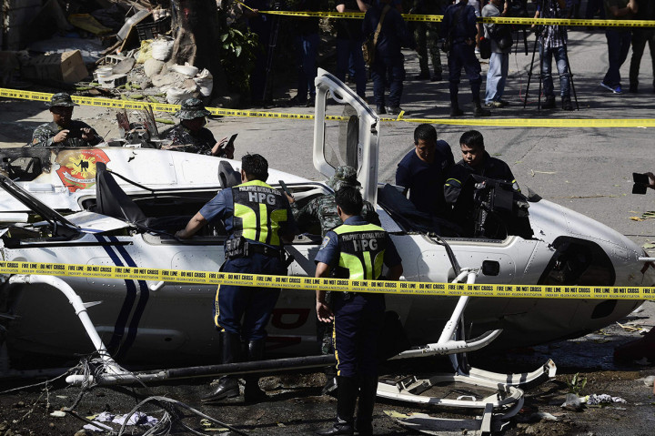 Helikopter Angkut Kepala Polisi Filipina Jatuh