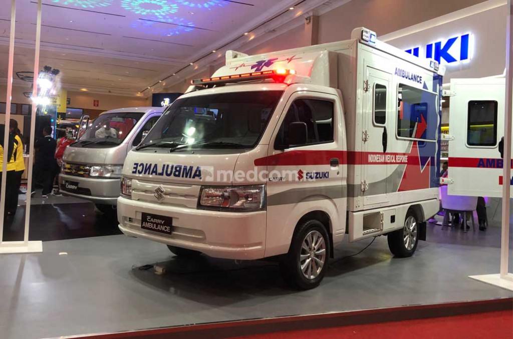 Ambulans Berbasis Pikap Suzuki Sasar Market Puskesmas 