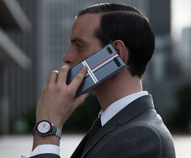 Smartphone Edisi Thom Browne Tampil Dengan Nuansa Keren