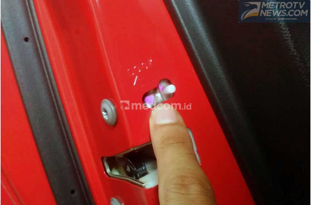 Aktifkan child safety lock saat anak duduk di bangku belakang. Medcom.id/M. Bagus Rachmanto