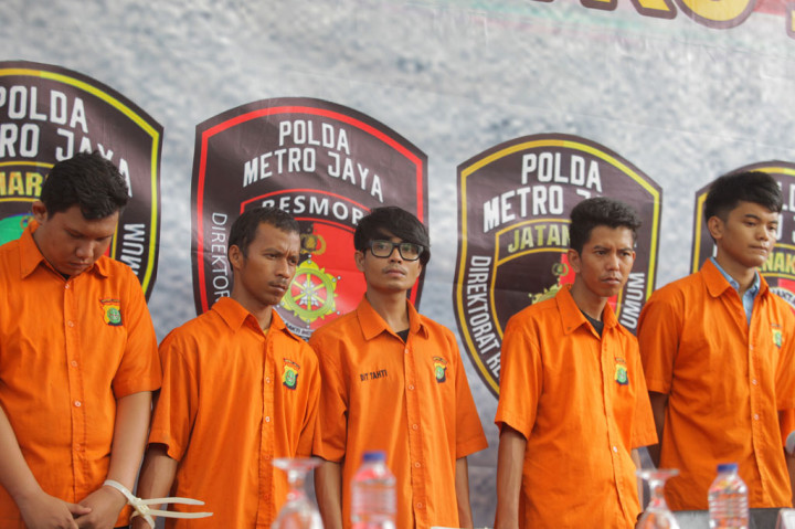 Tujuh Pembobol Kartu Kredit Diringkus