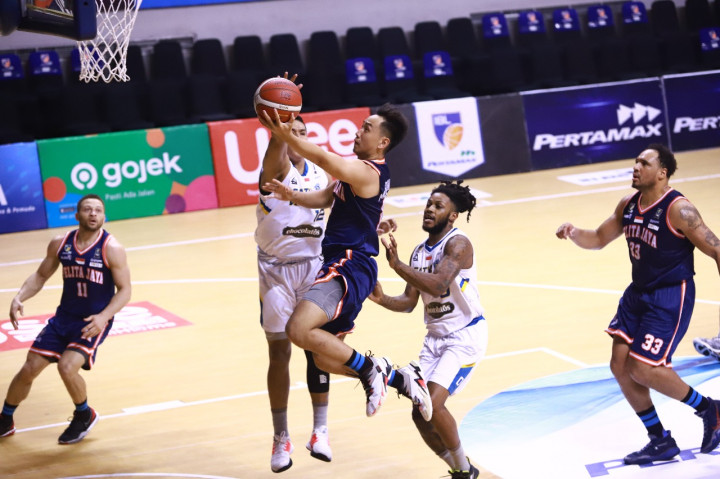 Main Lebih Tenang, Pelita Jaya Kalahkan Satya Wacana