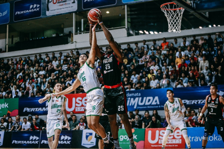 IBL: Timnas Basket Menang Besar atas Louvre