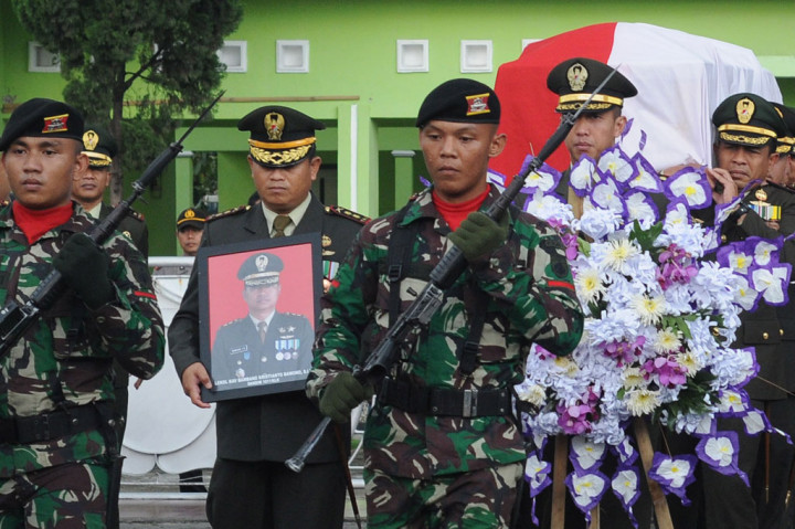 Dandim Kuala Kapuas Korban Kecelakaan Speedboat Dimakamkan
