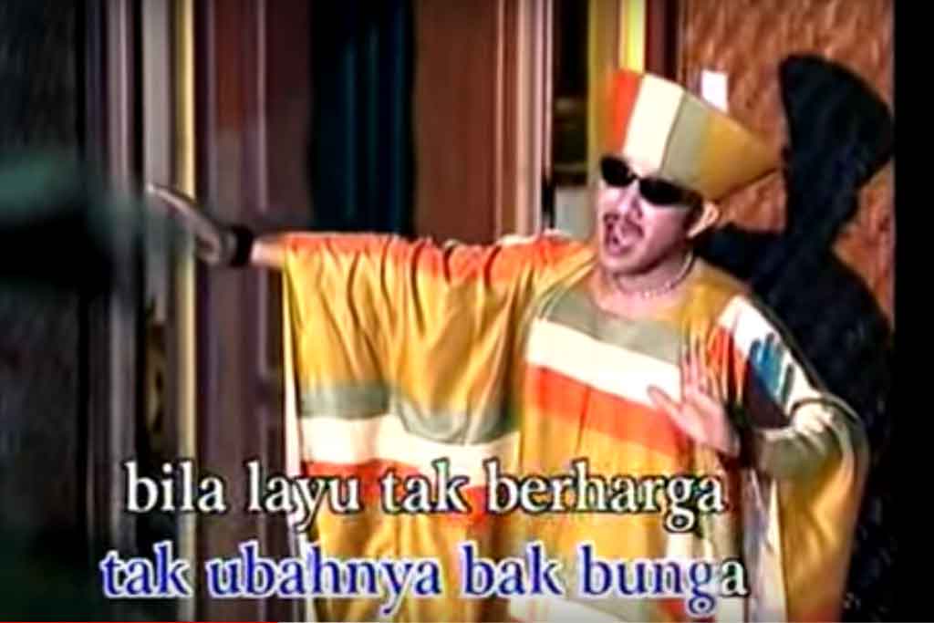 Rama Aiphama dalam video musik Nasib Bunga (Foto: YouTube)