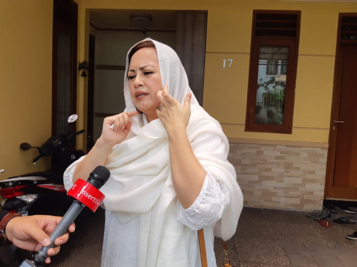 Cynthia Lamusu Kenang Rama Aiphama Musisi Multitalenta