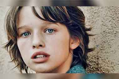 Disney Ungkap Dua Pemeran Film Peter Pan Live-Action