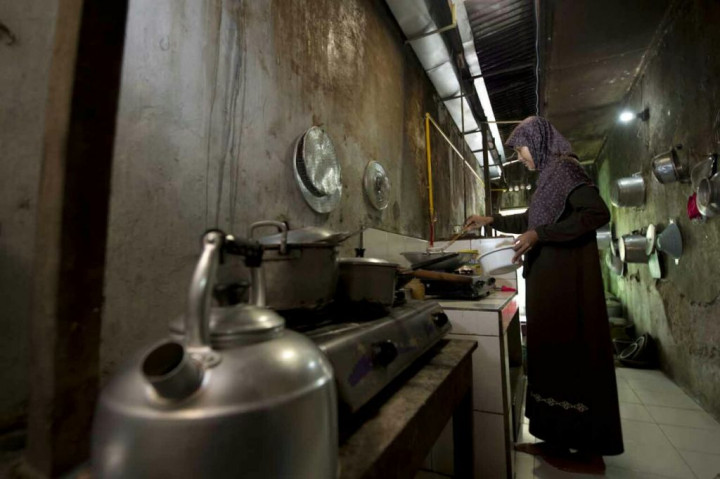 PGN Tangani Kebocoran Pipa Gas di Jalan Raya Bekasi-Cakung