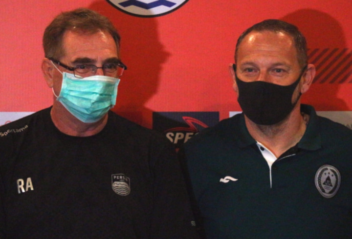 Pelatih Persib dan PSS Angkat Bicara soal Virus Korona