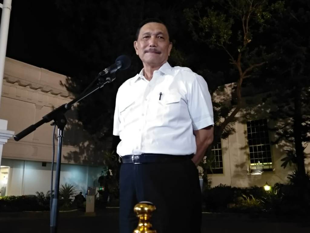 Menko Maritiman dan Investasi Luhut Binsar Pandjaitan - - FOTO: Medcom/Desi Angriani