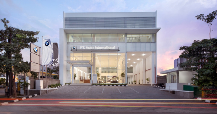 Dirundung Banjir dan Korona, BMW Astra Terus Melaju