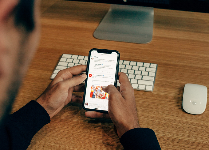 Waze berinisiatif membantu kamu menemukan rumah sakit rujukan saat wabah virus corona covid-19 ini. (Foto: Unsplash.com)
