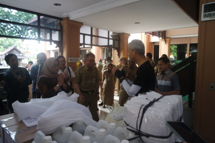 Cara Anak Usaha Kimia Farma Cegah Covid-19