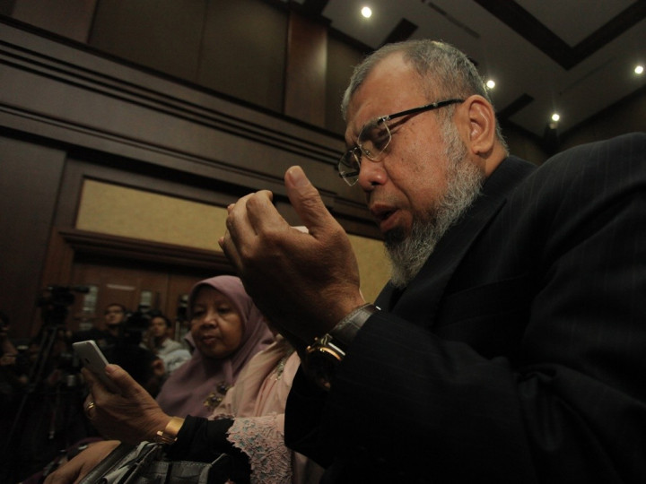 Patrialis Akbar Melunasi Denda Rp300 Juta