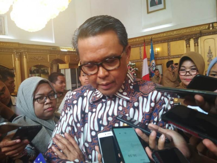 Gubernur Sulsel Berduka Atas Kepergian Ibunda Jokowi