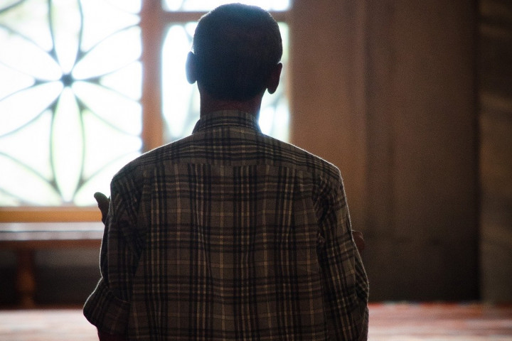 Pahala Orang yang Berdiam Diri di Rumah saat Terjadi Wabah