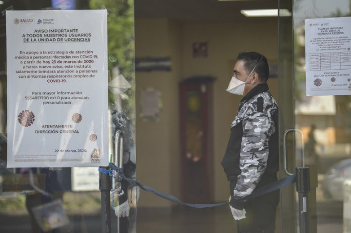 Gubernur Meksiko Klaim Warga Miskin 'Kebal' Virus Korona