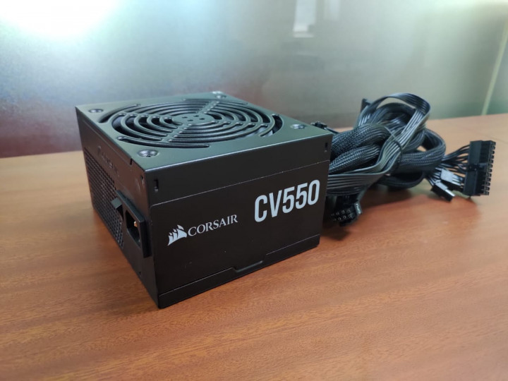 Corsair CV550, PSU Terjangkau dari Merek Besar