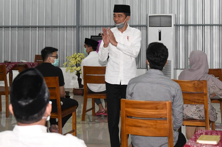Jokowi Gelar Tahlilan untuk Almarhumah Ibunda