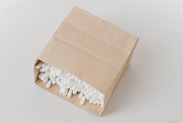 Bahaya Penggunaan <i>Cotton Bud</i> Terlalu Sering