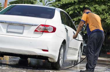 Hindari Hal ini agar Mobil Warna Putih Tak Cepat Kusam