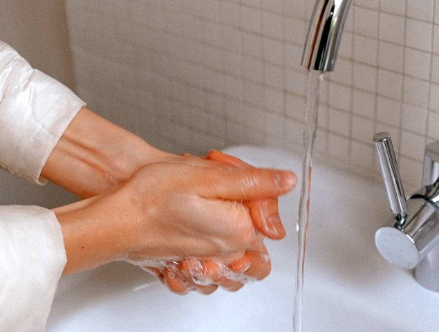 Penggunaan Antiseptik dalam Pencegahan Covid-19