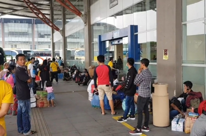 Terminal Pulogebang Hentikan Sementara Operasional Bus AKAP