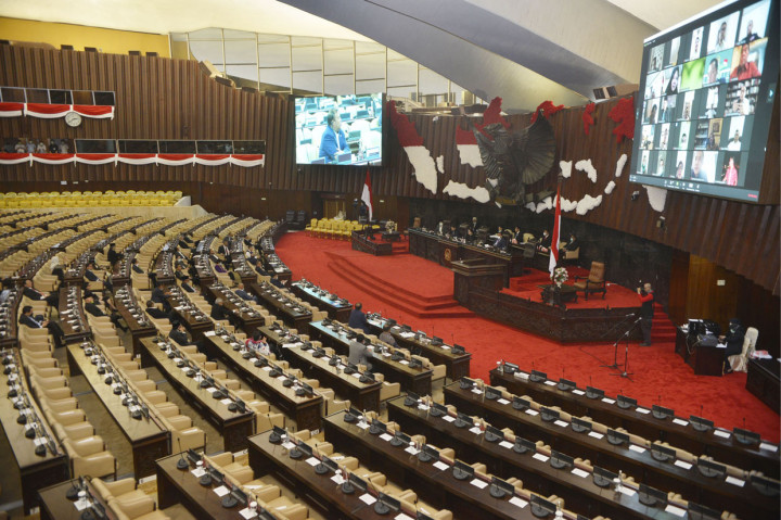 Suasana Rapat Paripurna DPR di Tengah Wabah Covid-19