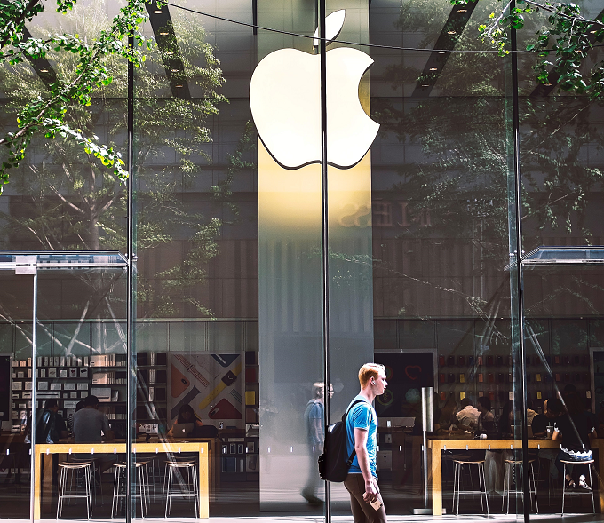 Apple bermitra dengan CDC, White House Coronavirus Task Force, dan Federal Emergency Management Agency dalam isu covid-19. (Foto: Pexels.com)