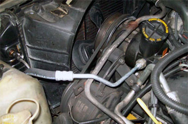 Kebiasaan Buruk yang Menyebabkan Power Steering Mobil Rusak