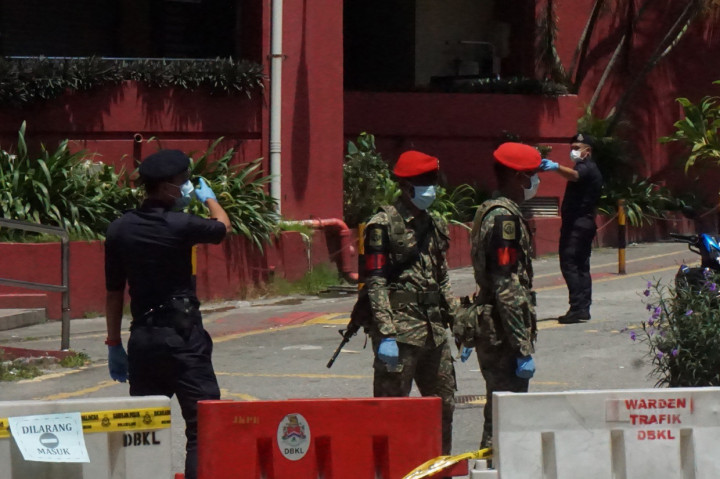 17 Penghuni Positif Covid-19, Apartemen di Malaysia Diisolasi