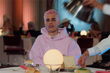 Justin Bieber Tunda Tur Dunia akibat Korona