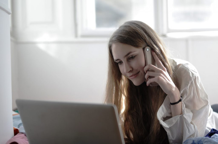 Tips agar Terhindar dari Nyeri Punggung kala Bekerja dari Rumah