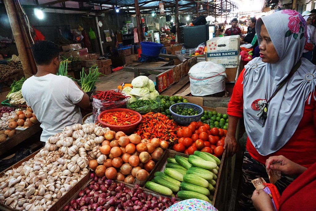 Ilustrasi--Aktivitas di Pasar Kebayoran Lama, Jakarta Selata. (Foto: MI/Saskia Anindya Putri)