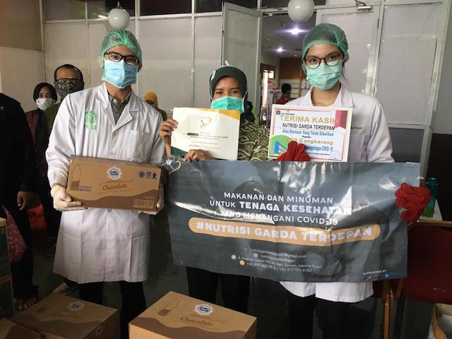 Frisian Flag Indonesia membagikan produk susu. (Ilustrasi/Istimewa)