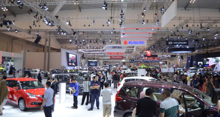 Pasar Otomotif Diprediksi Terjun Bebas