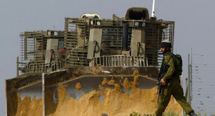 Pasukan Israel Serbu Gaza dengan Tank dan Buldoser
