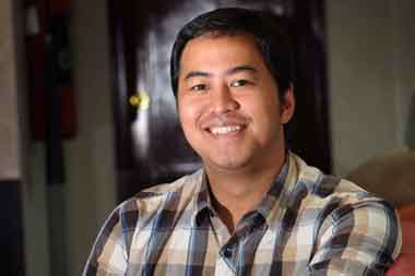 Pandji Pragiwaksono Layat Glenn Fredly