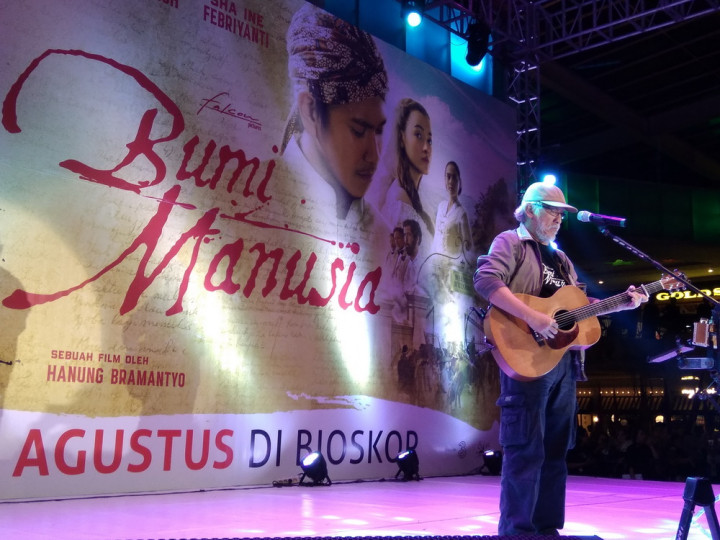 Iwan Fals Tempuh Perjalanan Berat demi Video Musik Aji Mumpung
