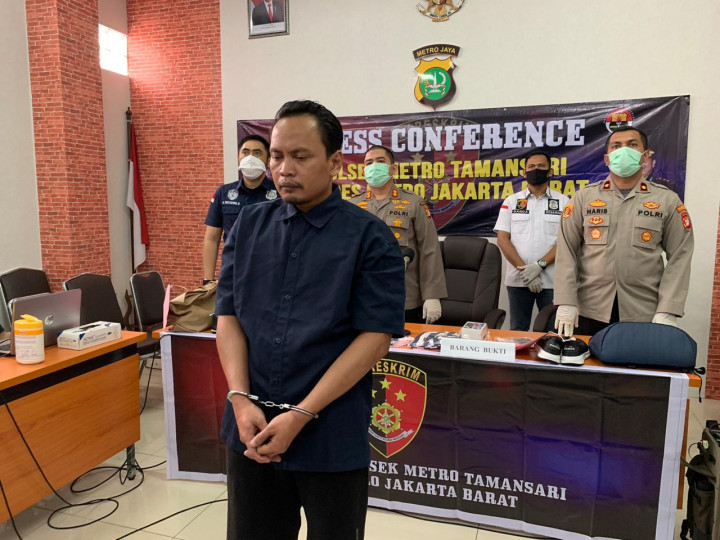 Residivis Memperdaya Korban via Aplikasi Daring