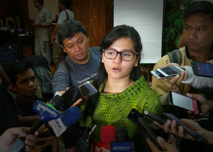 Ratu Tisha, Mengapa?