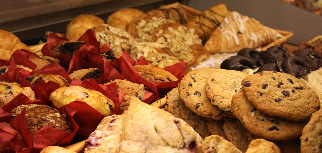 3 Camilan untuk Temani Kamu Bekerja di Rumah