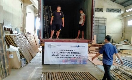 ilustrasi ekspor furniture - - Foto: istimewa