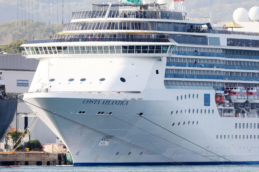 48 Awak Costa Atlantica Terinfeksi Korona