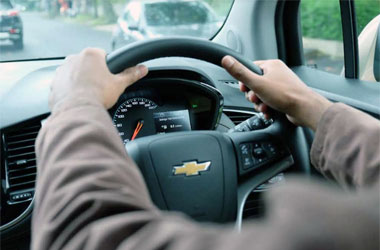 Tetap Fokus Berkendara saat Puasa ala dr. Daniel Bramantyo